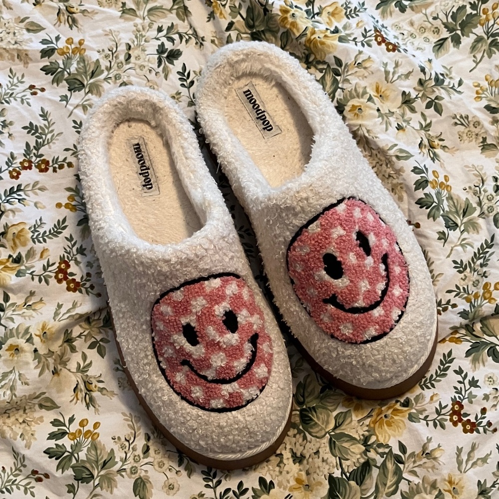 Smiley Face Pink and White Slippers